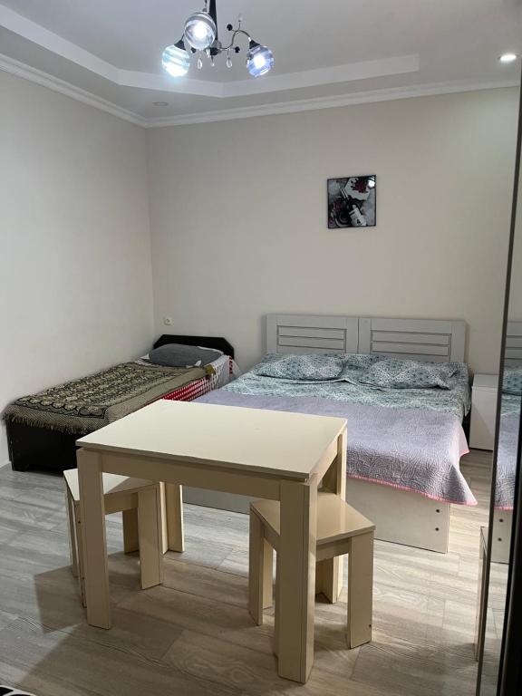 Llit o llits en una habitació de Hotel Prince