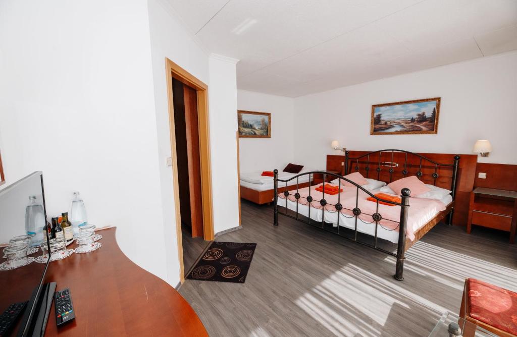 
Triple Room with Balcony
