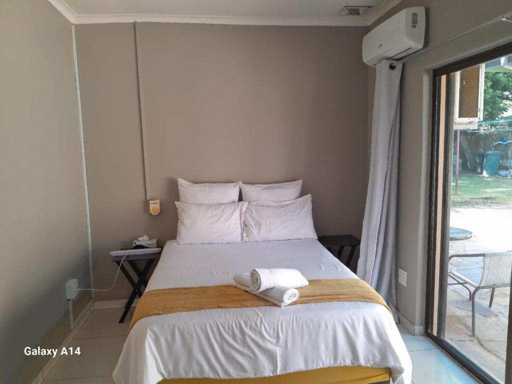 Nqabanqaba - Petite Chambre Double Ou Lits Jumeaux