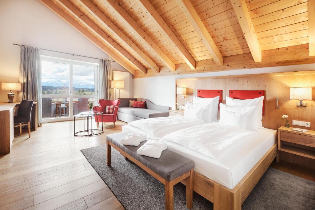 Hotel Gsteig - Habitación Doble Con Vistas A La Montaña