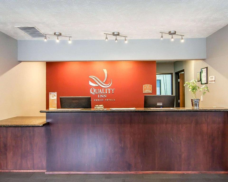 Certifikát, hodnocení, plakát nebo jiný dokument vystavený v ubytování Quality Inn Downtown Convention Center