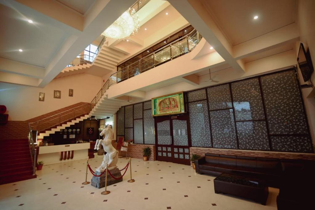 Gambar di galeri bagi Taraji Resort di Ayodhya