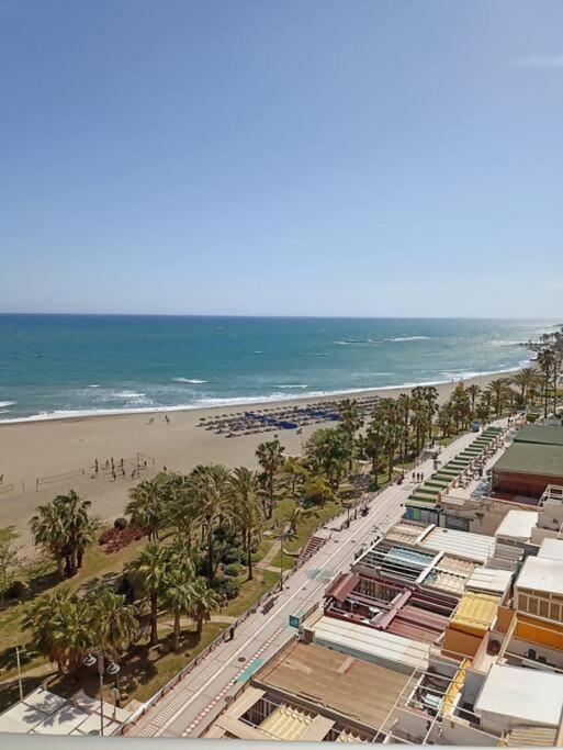 Zdjęcie z galerii obiektu Estudio MiramarPrimera linea playa Amazing views w mieście Benalmádena