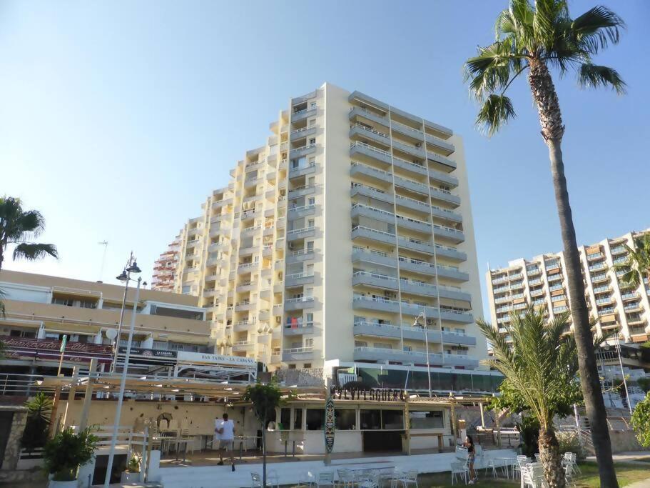 Zdjęcie z galerii obiektu Estudio MiramarPrimera linea playa Amazing views w mieście Benalmádena
