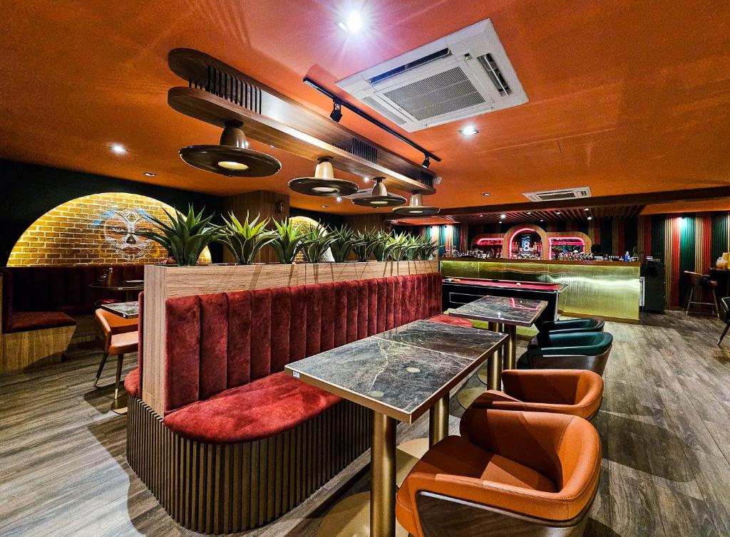 Posezení v ubytování Miami Hotel Bangkok