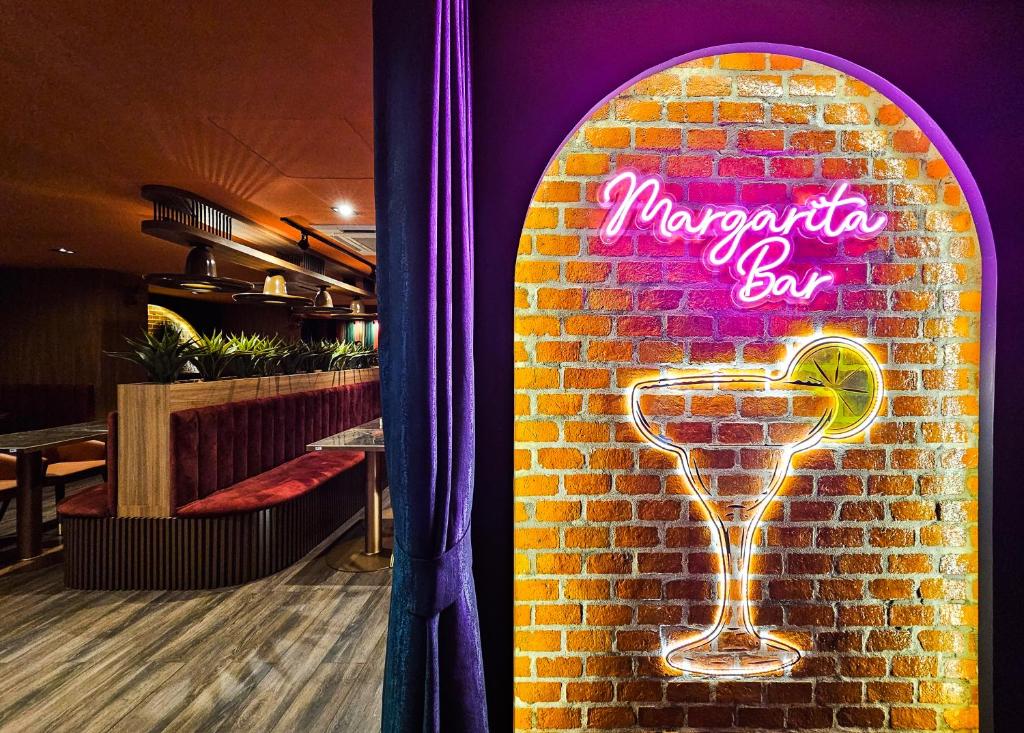 Miami Hotel Bangkok - Resim 11