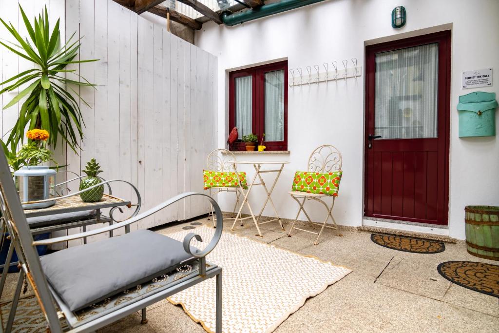 Red House 2- With terrace - 6