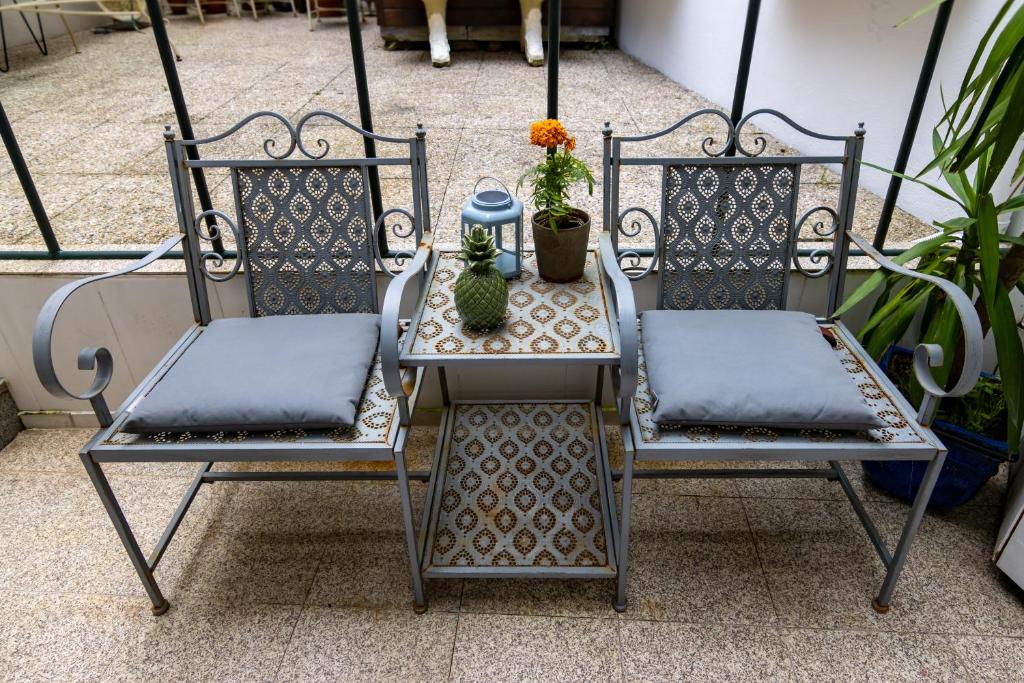 Red House 2- With terrace - 13