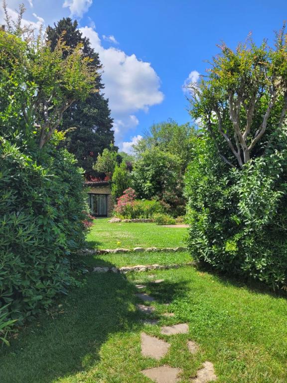 Vonkajšia záhrada v ubytovaní Relais Villa dei Gelsi & Spa
