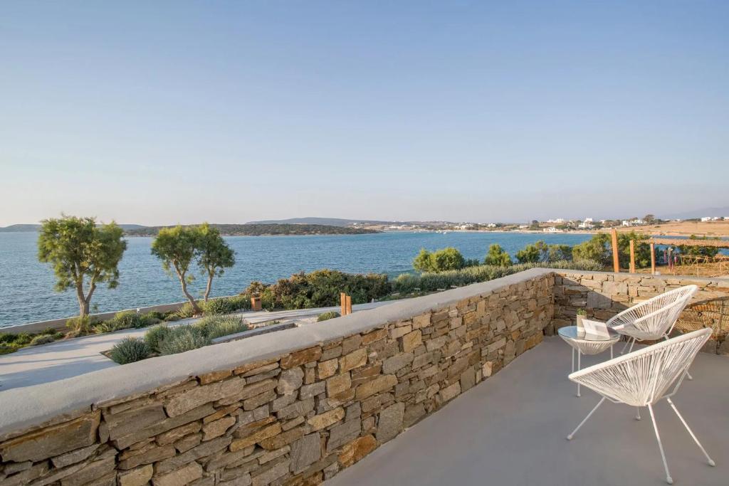 Paros Comfy Suites - 10