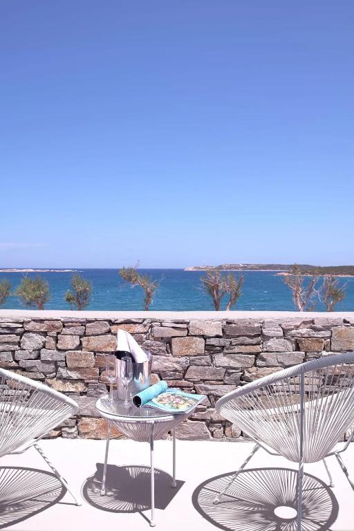 Paros Comfy Suites - 4