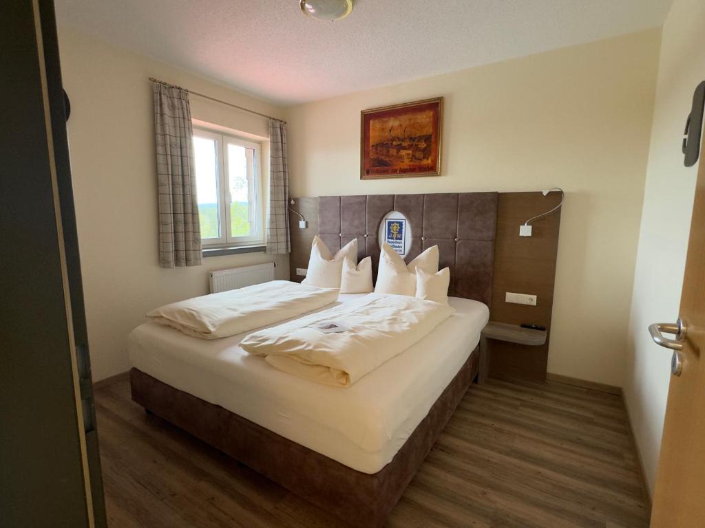 Bier und Wohlfühlhotel Gut Riedelsbach - Apartment With Balcony
