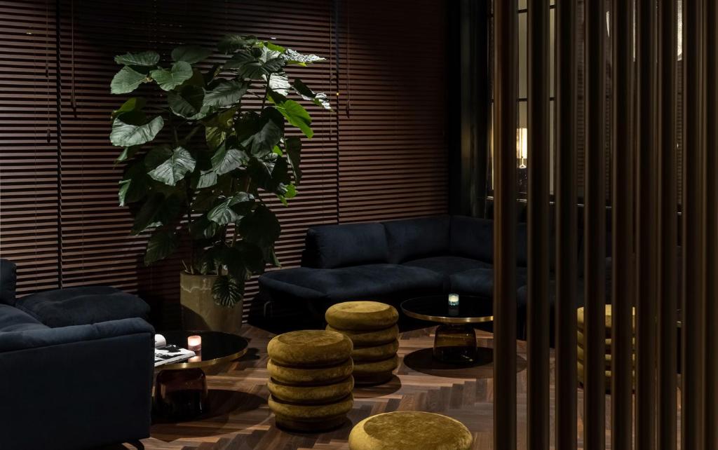 Posezení v ubytování Hotel ROMY by AMANO