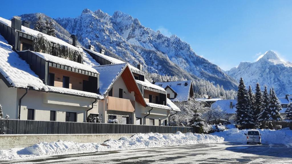 Nespecifikovaný výhled na hory nebo výhled na hory při pohledu z apartmánu