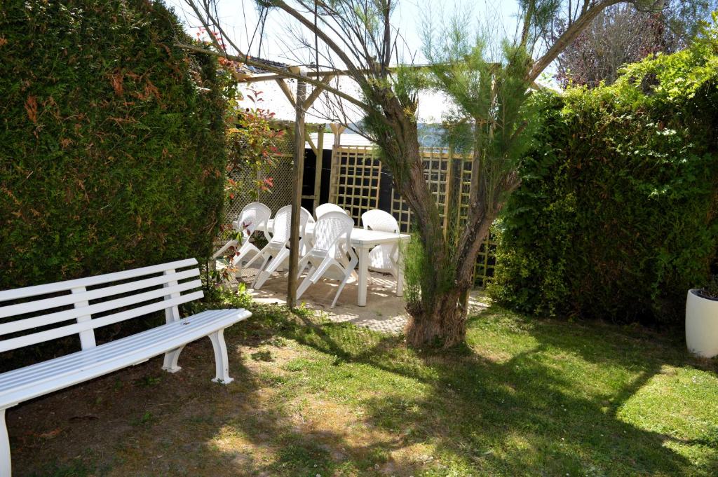 Zahrada ubytování Le Caprice de la mer - maison avec véranda, jardin
