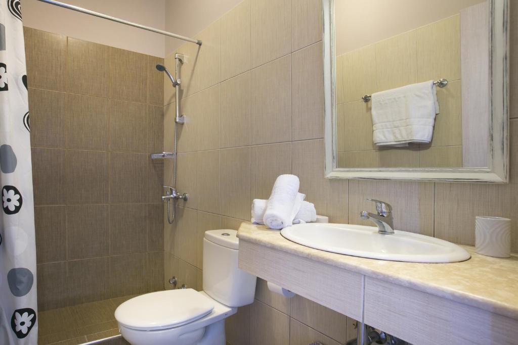 Irilena Studios and Apartments - 11