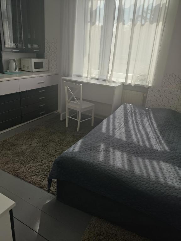 Kawalerka w centrum Leszna. - Appartement D'une Chambre