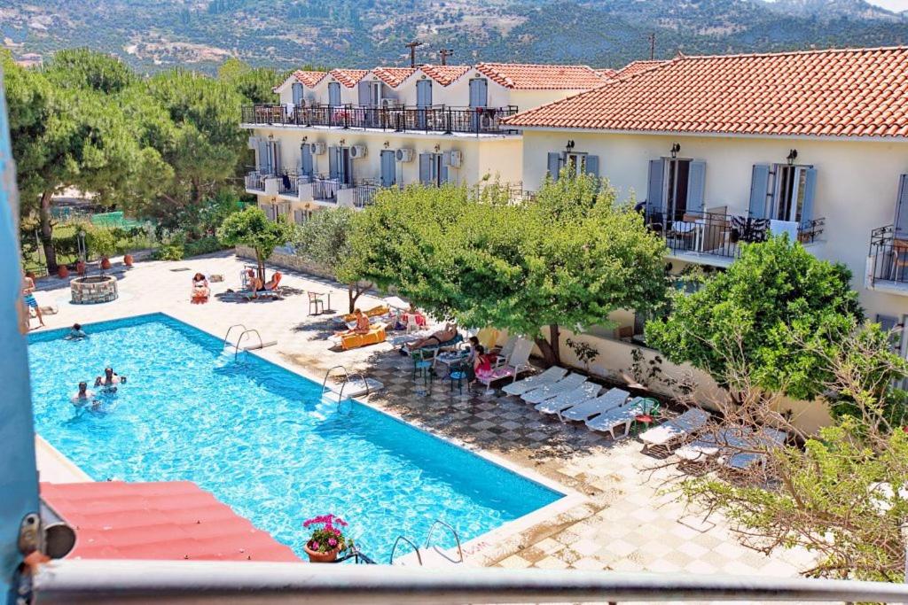 The swimming pool at or close to Theofilos Classic Hotel