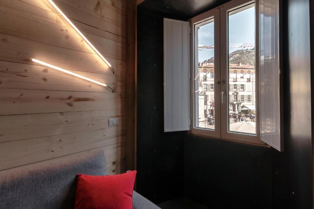 Fitzgerald Building - The House of Travelers - 19