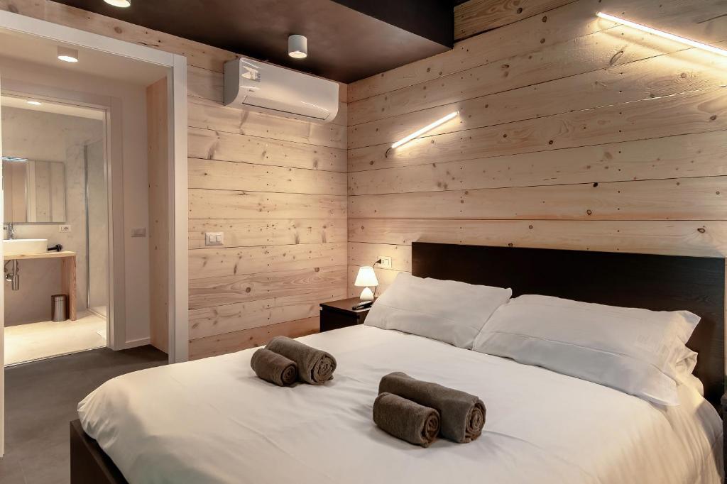 Fitzgerald Building - The House of Travelers - 6