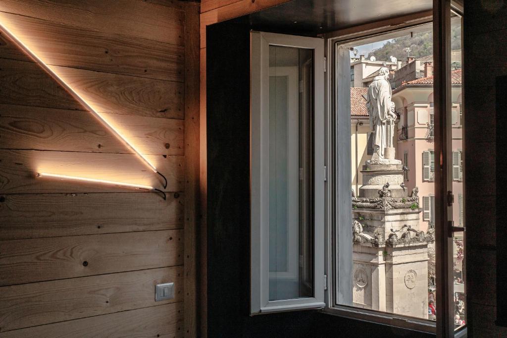 Fitzgerald Building - The House of Travelers - 9