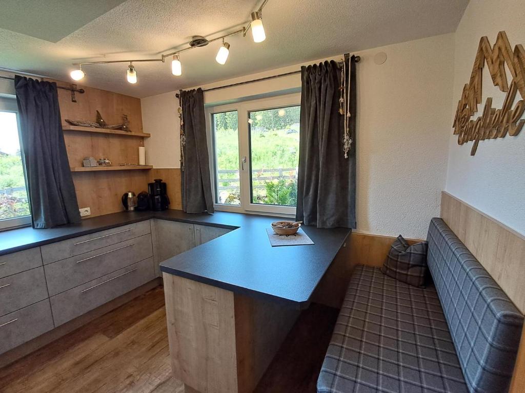 Kuchyň nebo kuchyňský kout v ubytování Bergchalet Kaunergrat