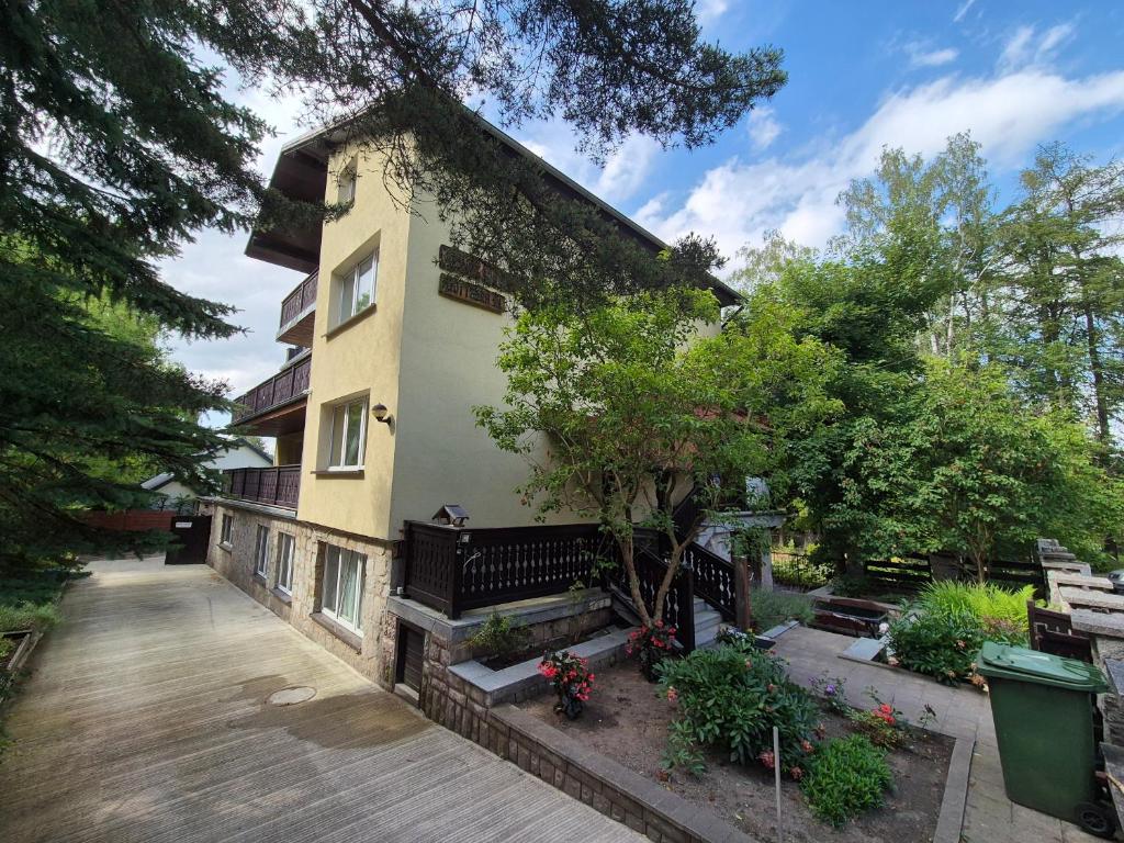Budova, v ktorej sa ubytovanie bed & breakfast nachádza