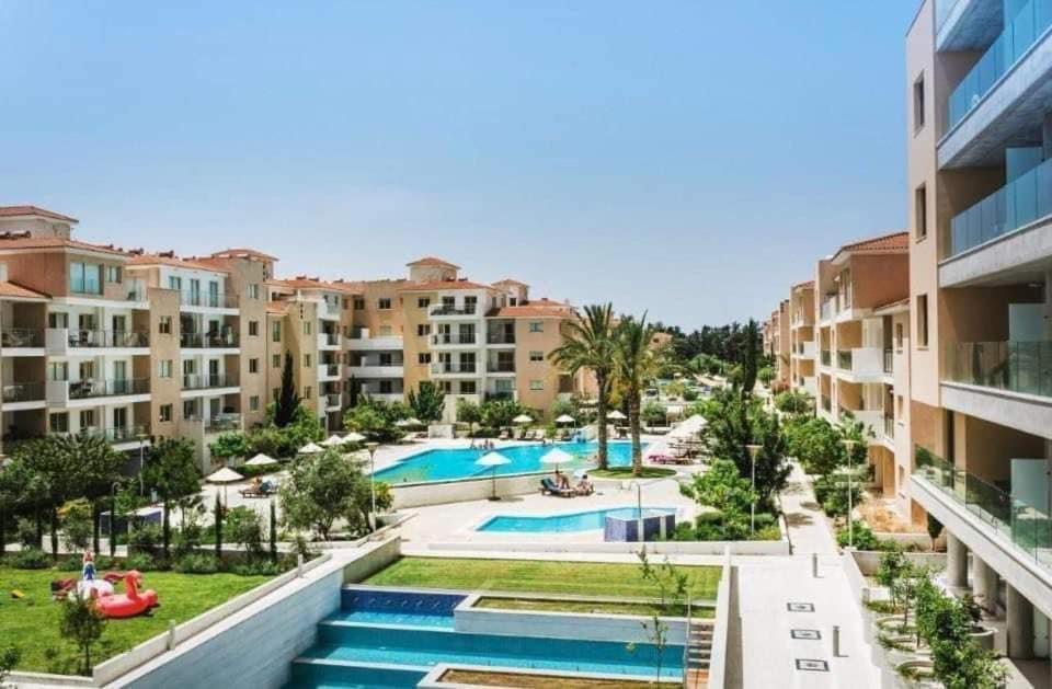 Paphos Elysia park 2 bedroom and garden