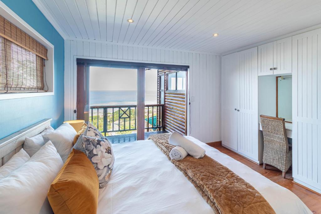 Peak's Cabin - Endless Ocean Views - Fireplace - Fast WiFi - Image 26