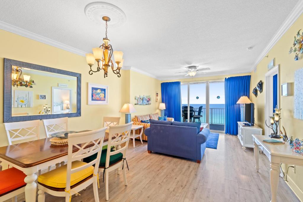 Tropic Winds Resort by Panhandle Getaways - 
