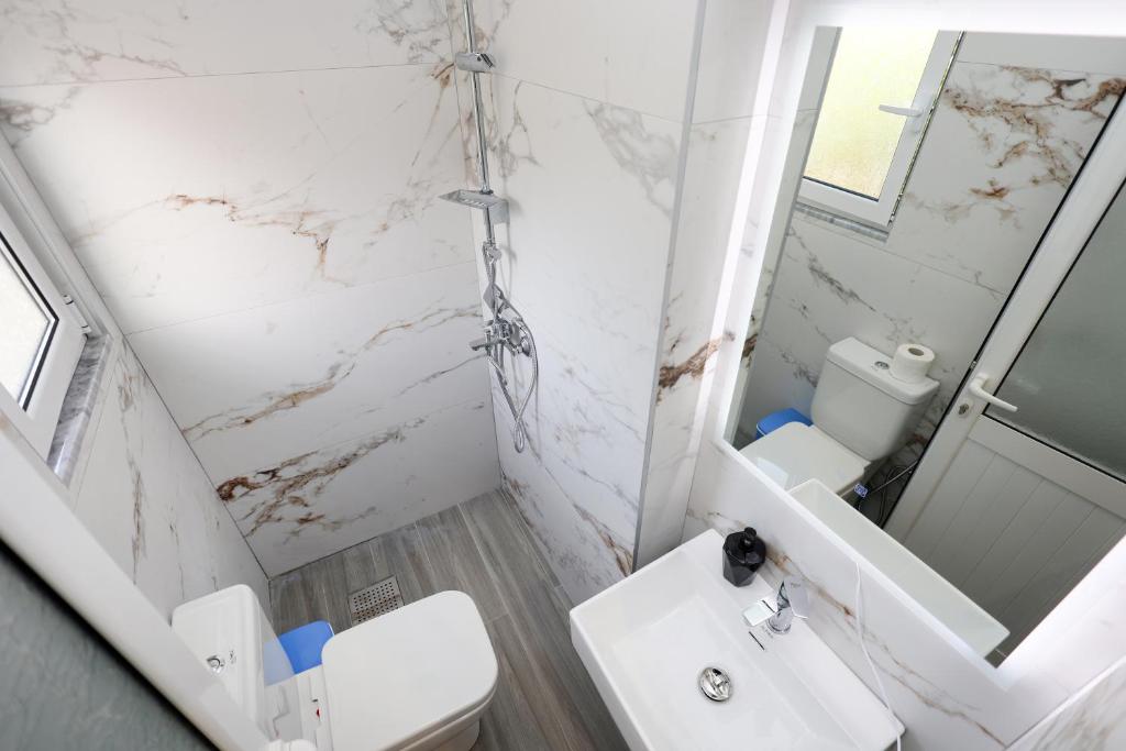 Vannituba majutusasutuses Guesthouse Noke