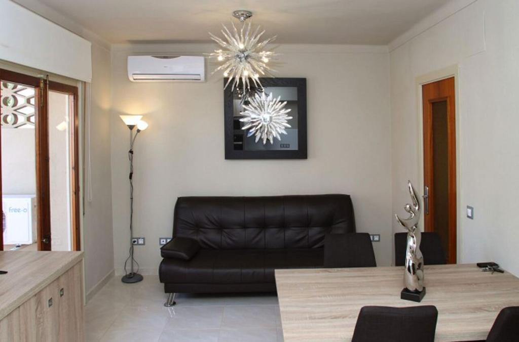 RVApartaments Provenzal - One-Bedroom Apartment (2 - 4 Adults)