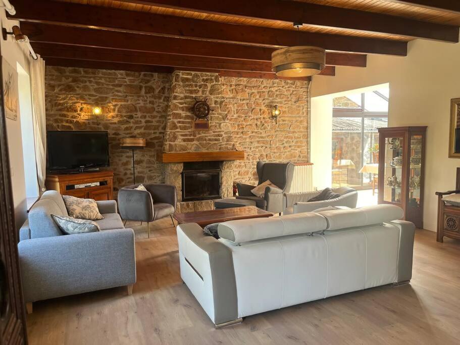 Coin salon dans l'établissement Ti Ar Familhou classée 3 étoiles
