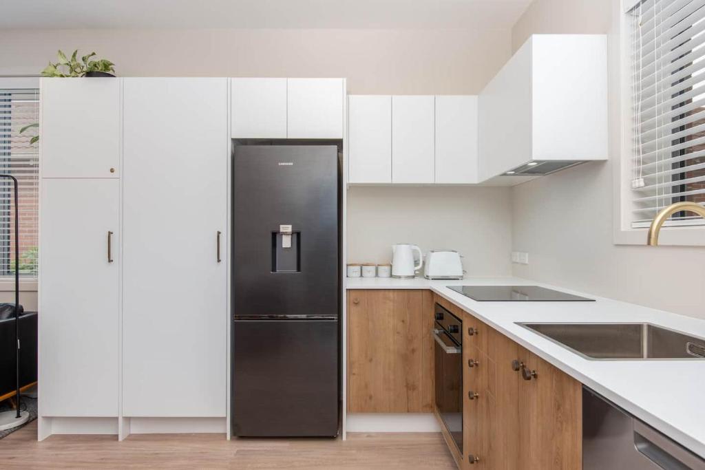 George Little Stylish, Peaceful & Convenient