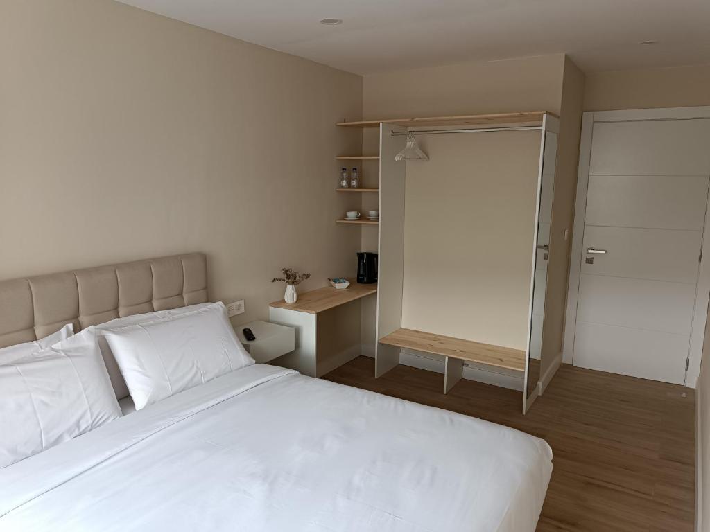 Gallery image of Pensión Vázquez in Vimianzo