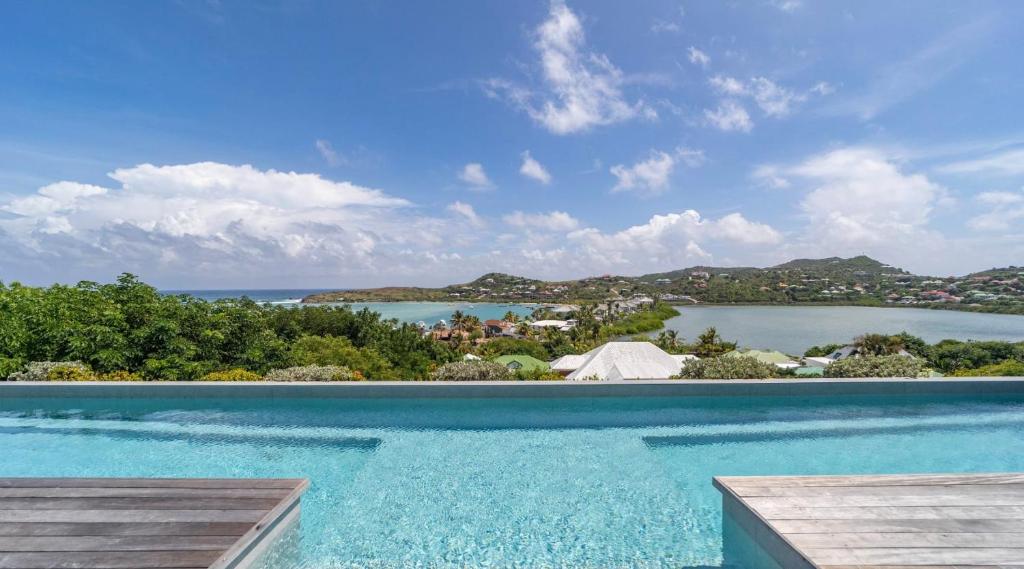 Charming villa with Outstanding View