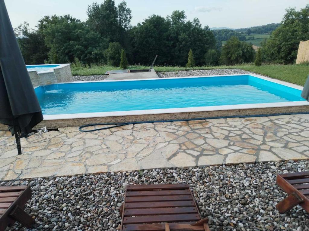 Fotografija u galeriji objekta Kuca na kraju sela u Valjevu