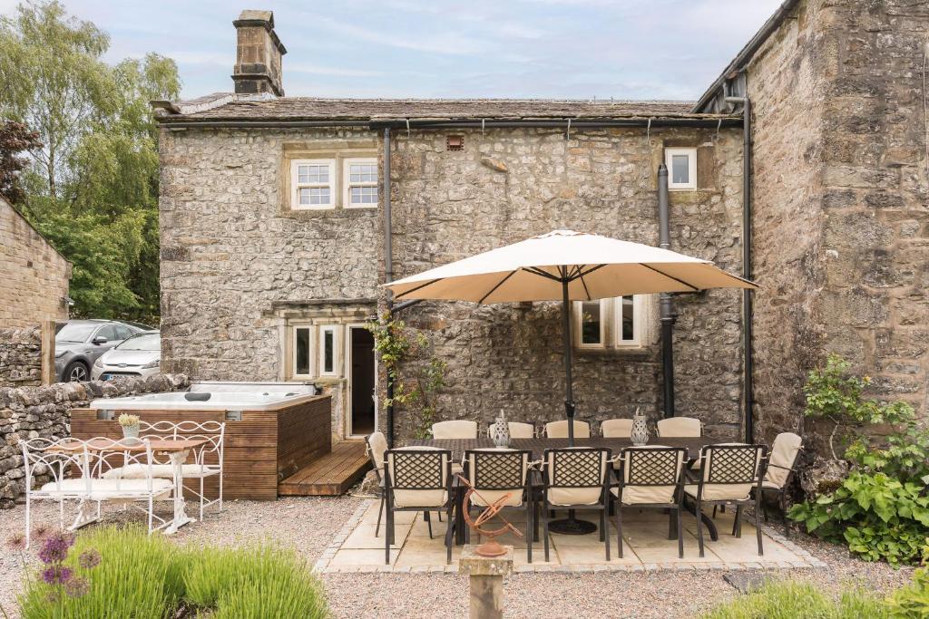 Hilltop House, By Birch Stays, Starbotton (updated prices 2024)