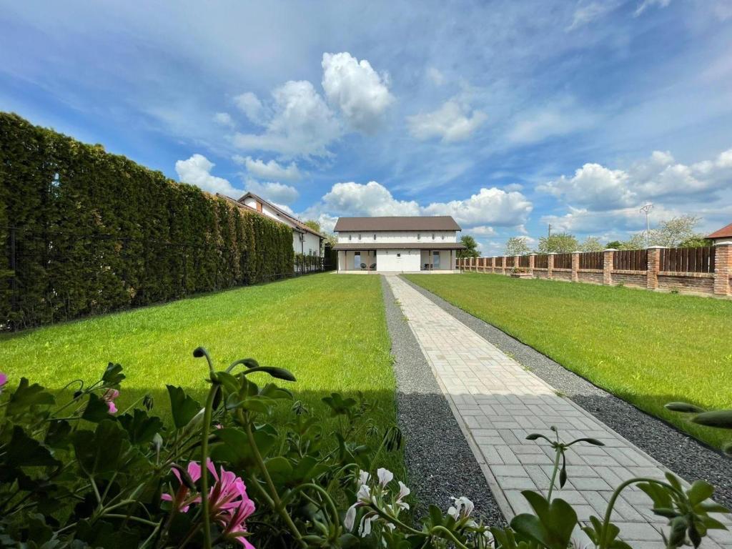 Zahrada ubytování BIA Twin House
