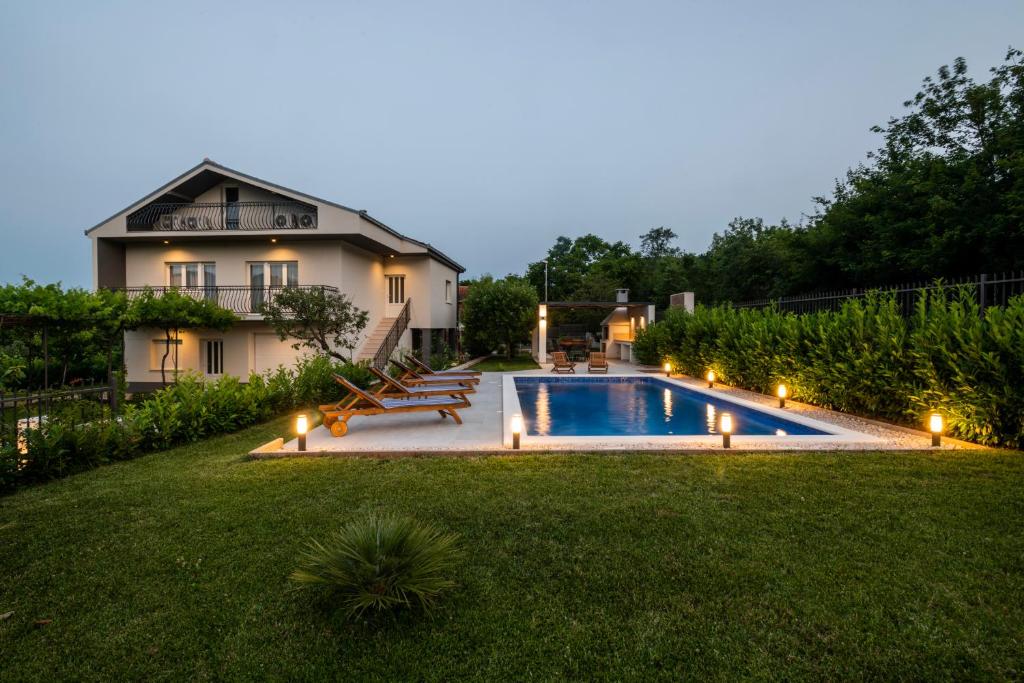 Villa Latica