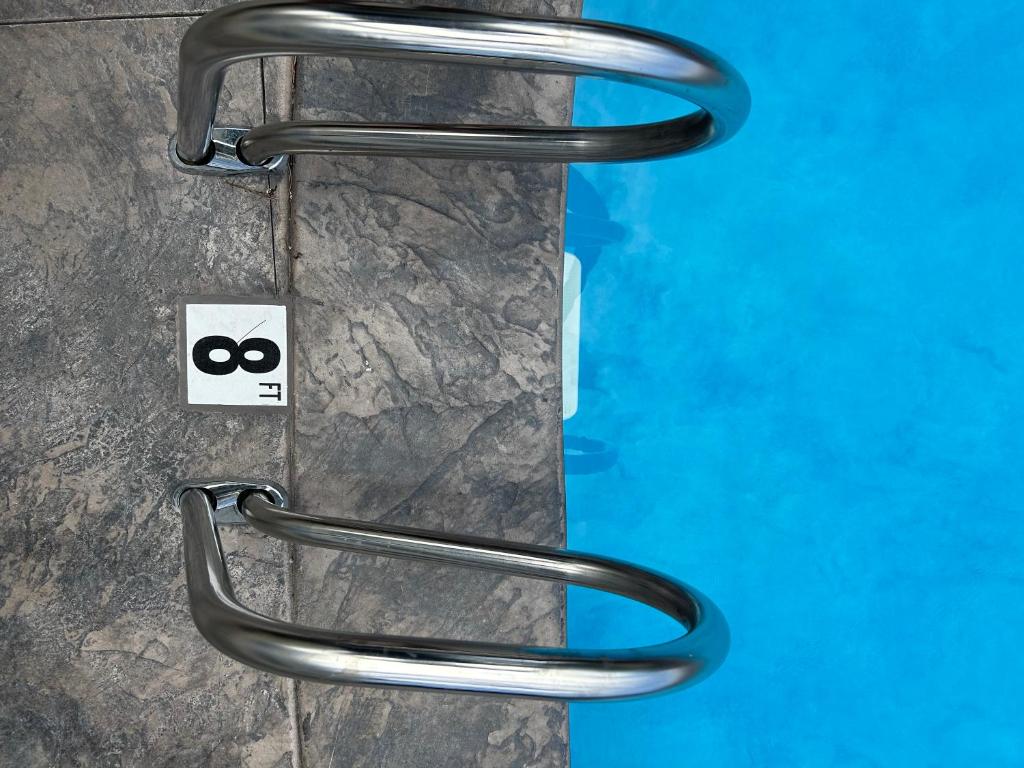 Fotografie z fotogalerie ubytování Kona 1br condo on Alii Dr saltwater pool surf sun AC close to magic sands beach v destinaci Kailua-Kona