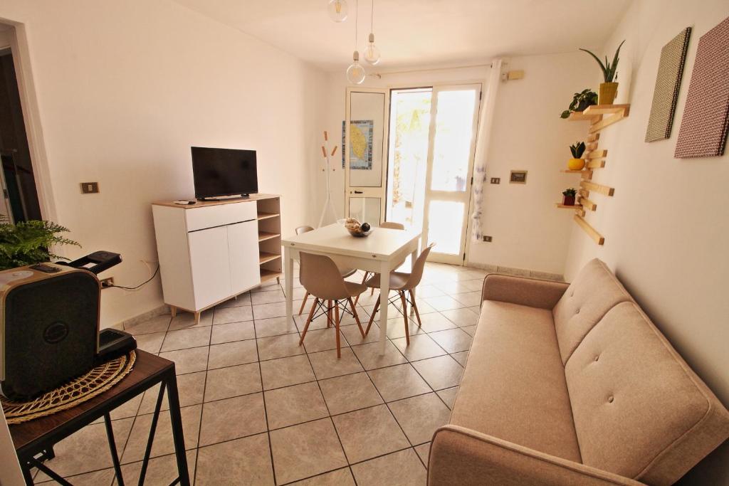 TV a/nebo společenská místnost v ubytování Residence Mare Azzurro