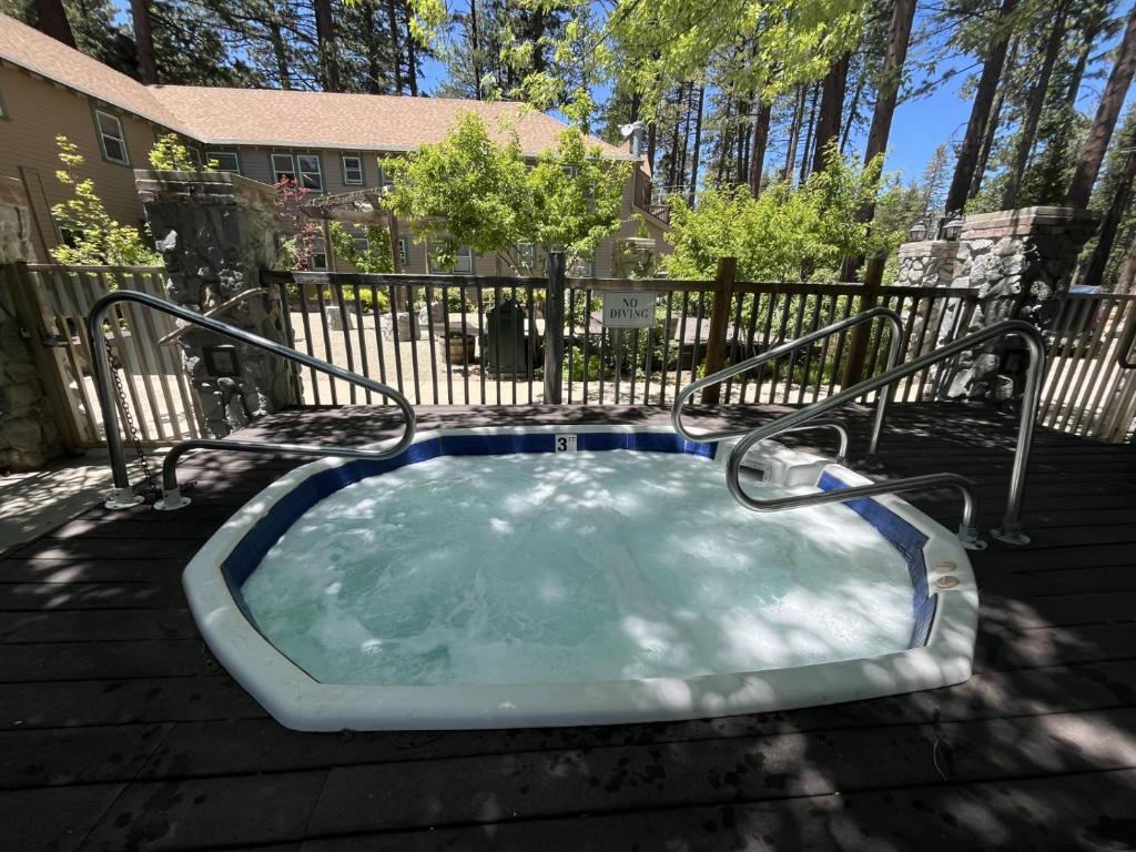 Fotografie z fotogalerie ubytování Camp Richardson Resort v destinaci South Lake Tahoe
