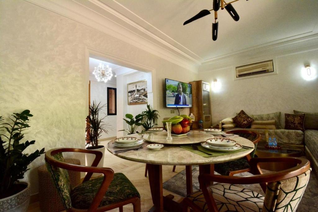 Posezení v ubytování Cozy Réz de Jardin