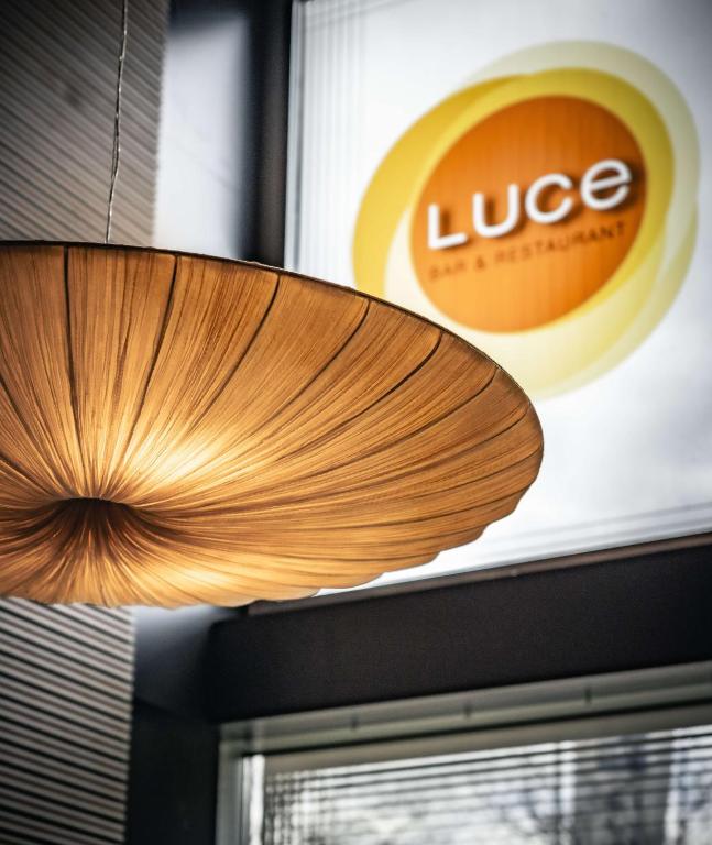 Certificado, premio, señal o documento que está expuesto en Radisson Blu Hotel, Lucerne