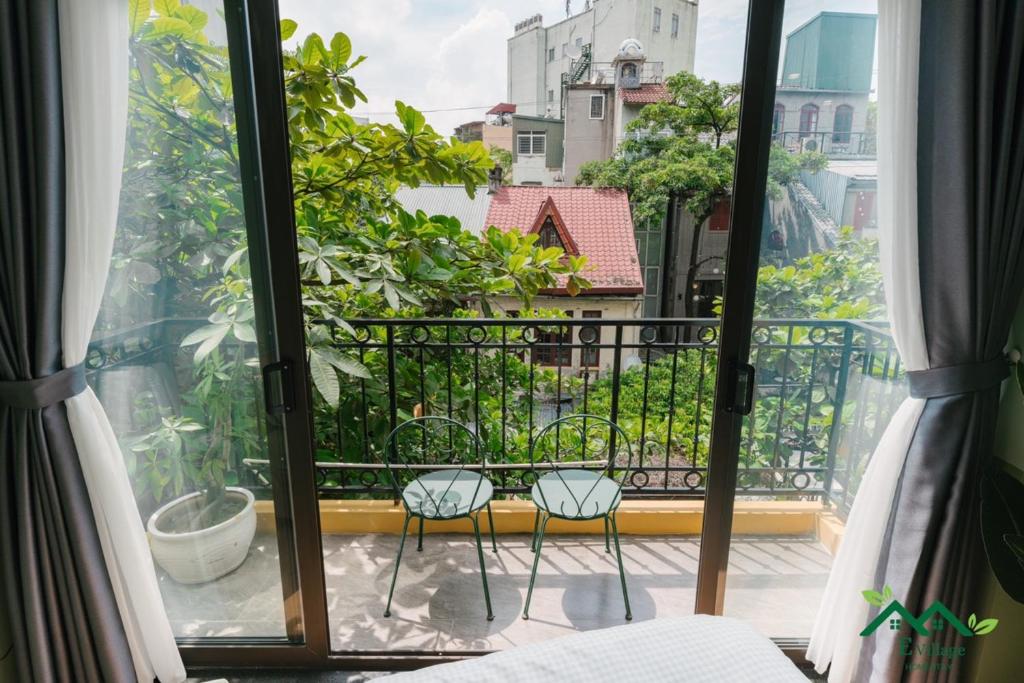 Balkón nebo terasa v ubytování E Village Hotel Hanoi