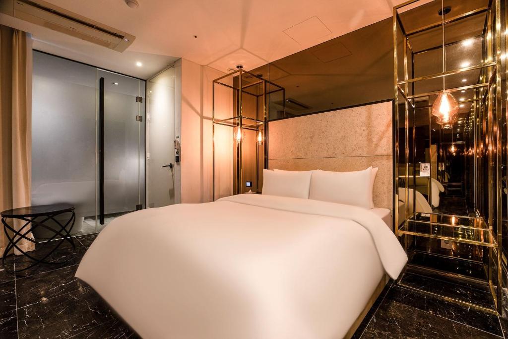 Hotel The Designers Cheongnyangni - Deluxe Double Room
