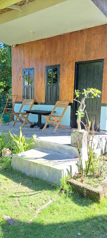 Zahrada ubytování Nirvana bungalow's