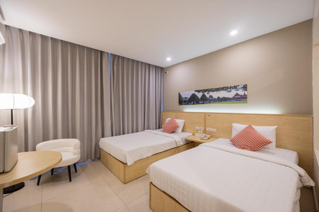 The President Hotel at Chokchai 4 - Resim 8