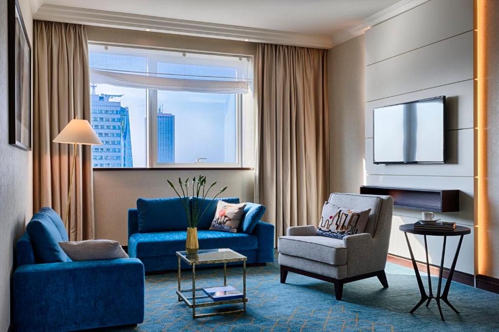 
One-Bedroom Suite with Sofa
